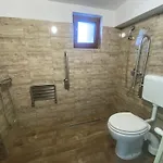 Alojamento de Acomodação e Pequeno-almoço Oázis Panzió Gyenesdiás
