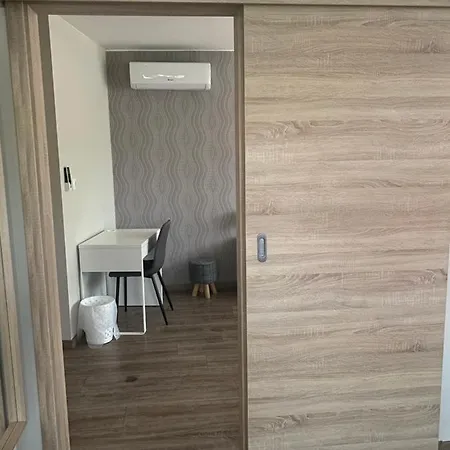 Oazis Panzio Oda ve Kahvaltı Gyenesdiás