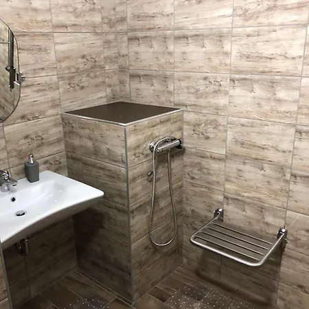 Oazis Panzio Bed & Breakfast 3*