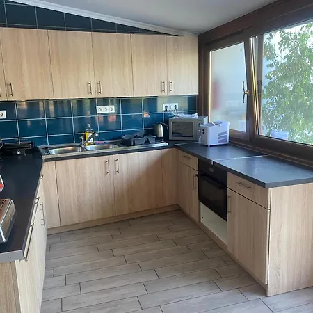 Oazis Panzio לינה וארוחת בוקר