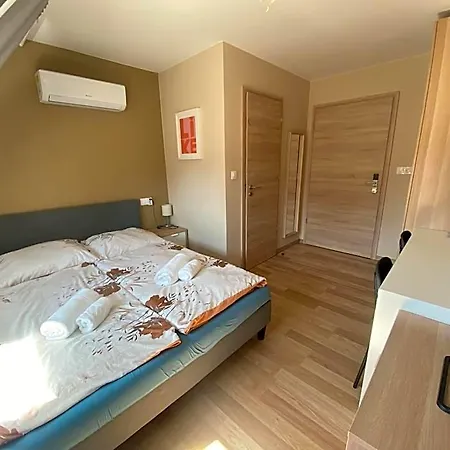 Oazis Panzio 3*