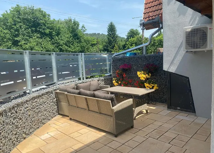 לינה וארוחת בוקר Oazis Panzio